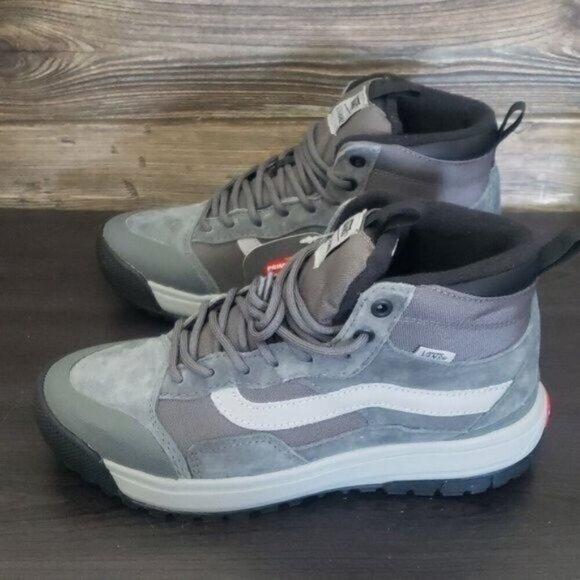 New Vans Ultrarange Exo Womens Hiking Sneakers Size 8 Outdoor Waterproof Utility - Picture 6 of 10